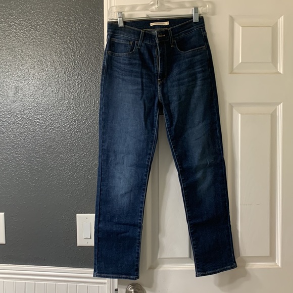 Levi’s High Rise Jeans - Picture 3 of 4